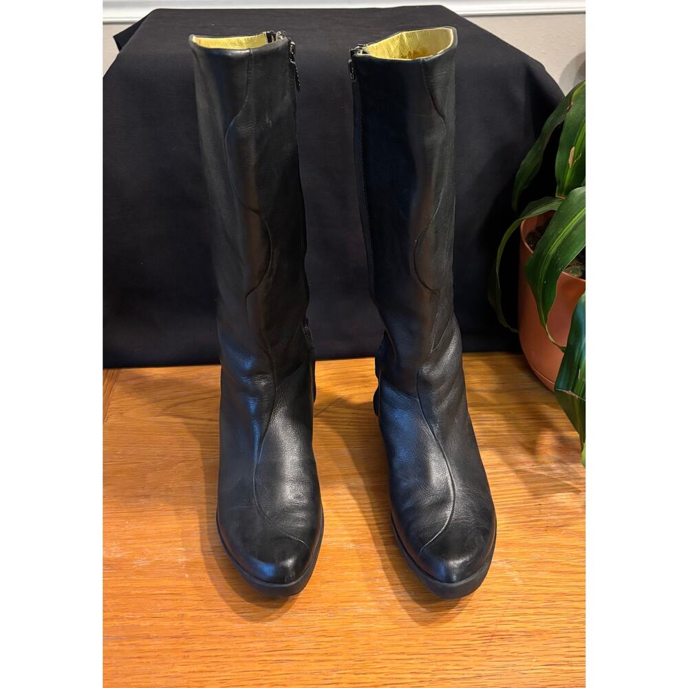 Women’s TSUBO Black Leather Knee High Riding Wedge Boots, size 6